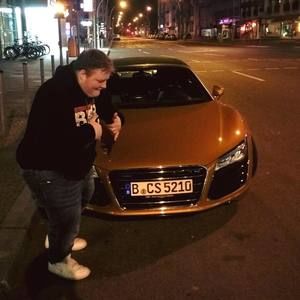 Meet your Posher, Brandon