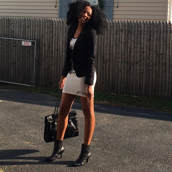 Meet your Posher, Audi - Picture 3 of 4