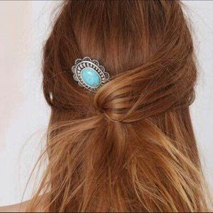 Turquoise Hairpin