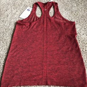 NWT swiftly tank size 10