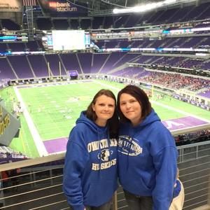 Meet your Posher, Deandra