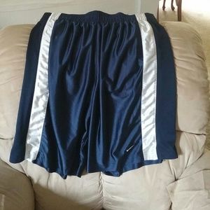 Athletic shorts
