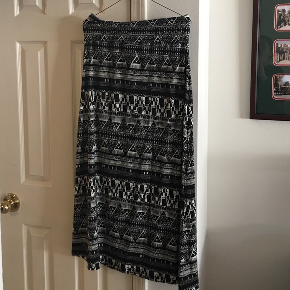 Mossimo Supply Co. Maxi NWOT