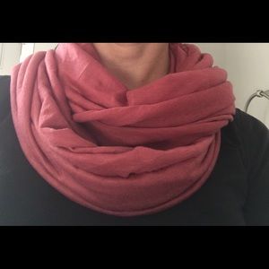 Infinity scarf
