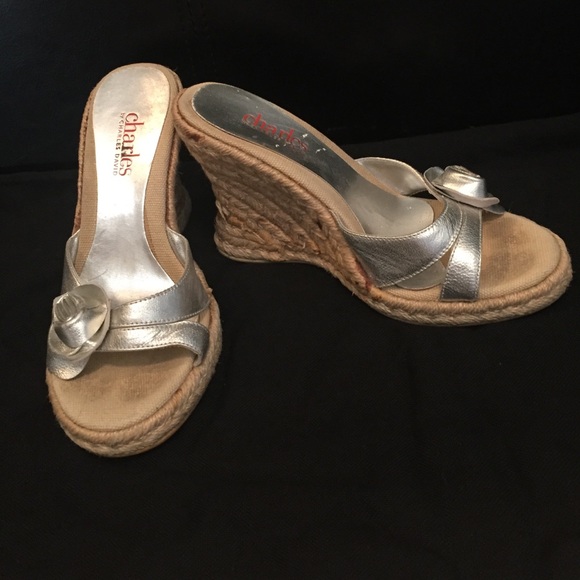 Charles David silver metallic espadrilles