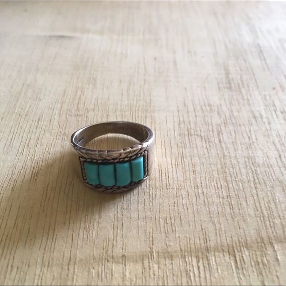 Sterling silver with turquoise stones size 7-