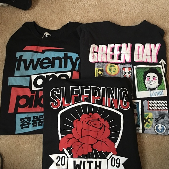 T-Shirt Bundle!!