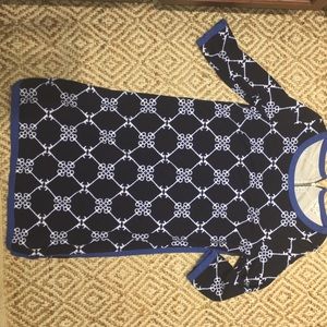 Crown and Ivy Shift dress