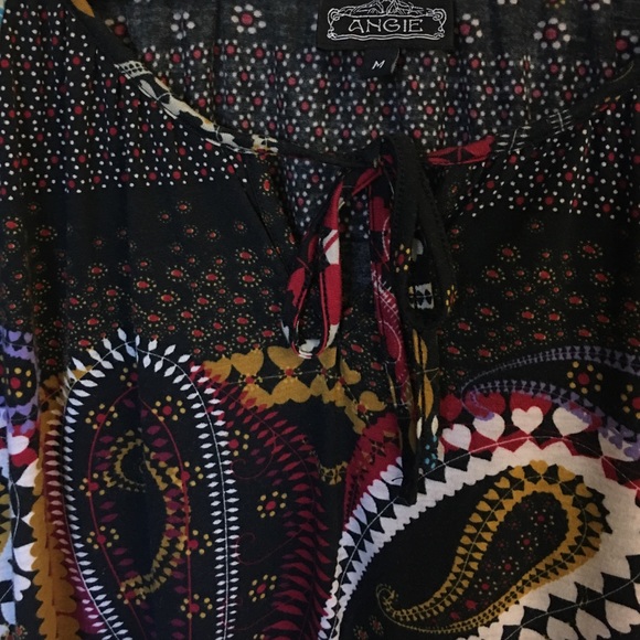 A super cute dress💃🏻 - Picture 2 of 4