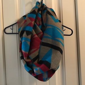 Trendy southwest pattern infinity scarf