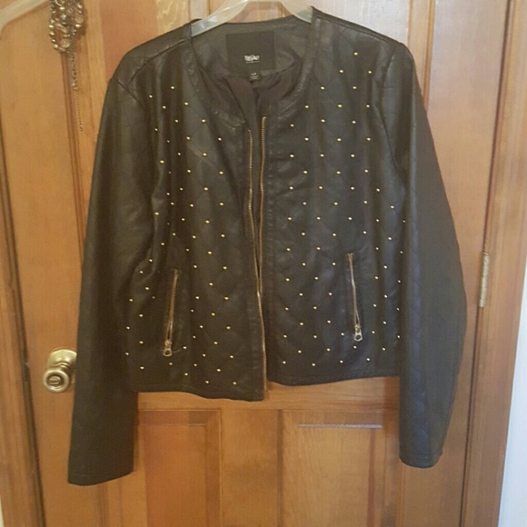 Faux leather gold studded jacket!! - Picture 1 of 2