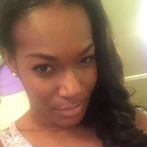 Meet your Posher, Ciera