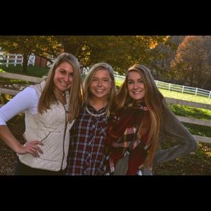 Meet your Posher, Abby