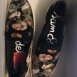 Sam Edelman Becker black floral sneakers