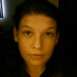 Meet your Posher, Katelyn