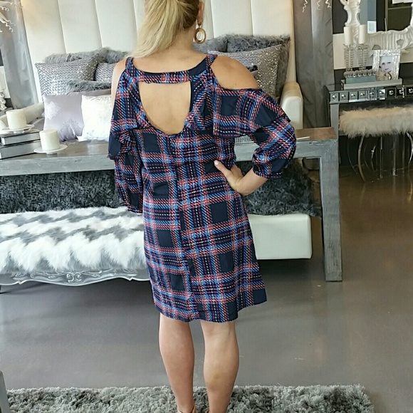 PLAID COLD SHOULDER DRESS NWOT - Picture 4 of 4