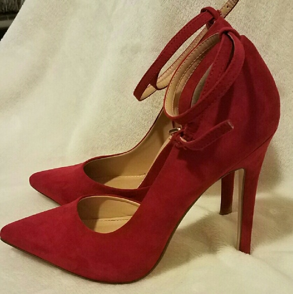 Shoes - Just Fab Red Heels