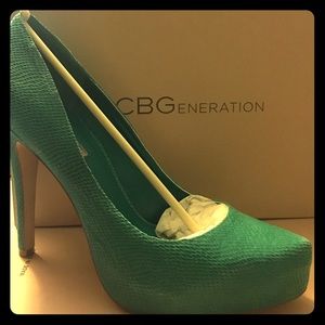 BCBG heels