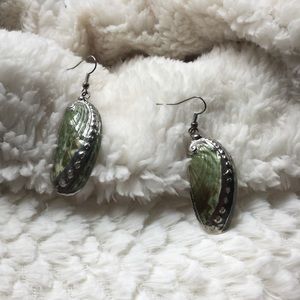 Bundle 3 for $5🌺 Authentic Abalone Shell Earrings