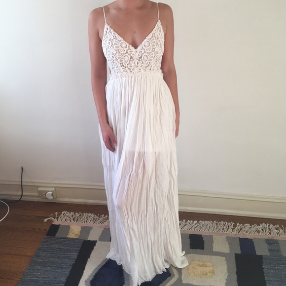 Open Back Lace Maxi Dress