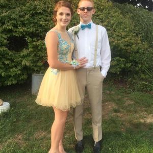 Meet your Posher, Madelyn