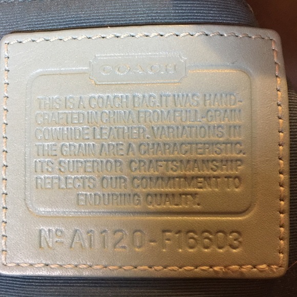 Authentic Coach - Picture 4 of 4