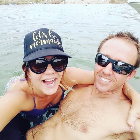 Meet your Posher, Jennifer - Picture 1 of 1