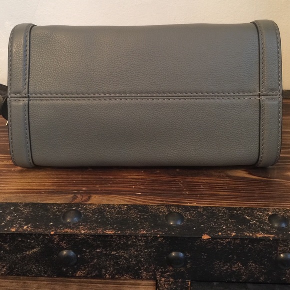 Alexander McQueen small padlock - Picture 2 of 4