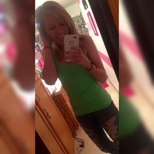 Meet your Posher, Mara