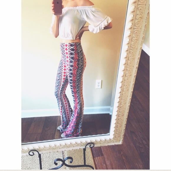 High waisted Bellbottoms - Picture 3 of 4