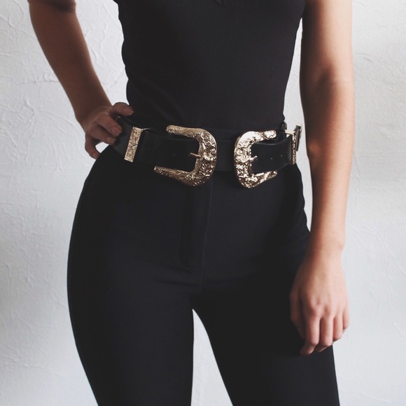 • Double Buckle Belt • - Picture 2 of 7