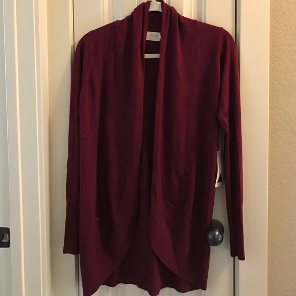 NWT Burgundy open cardigan size M/L