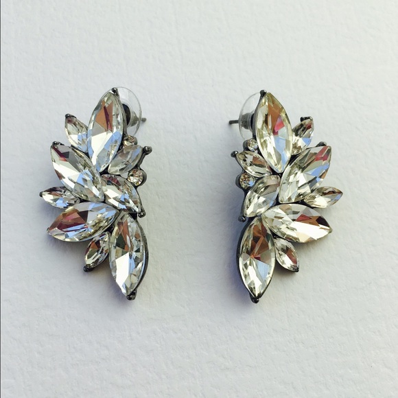 Jewelry - Rhinestone Evening Fancy Earrings Vintage Feel