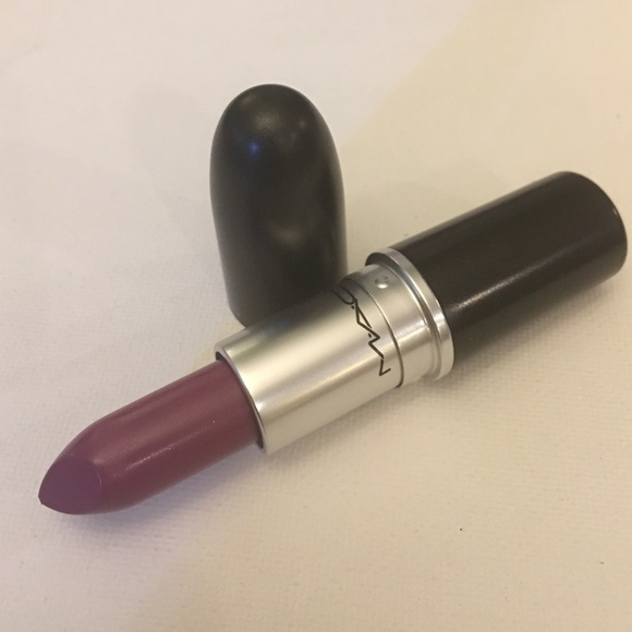 MAC men love mystery lipstick