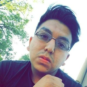 Meet your Posher, Carlos