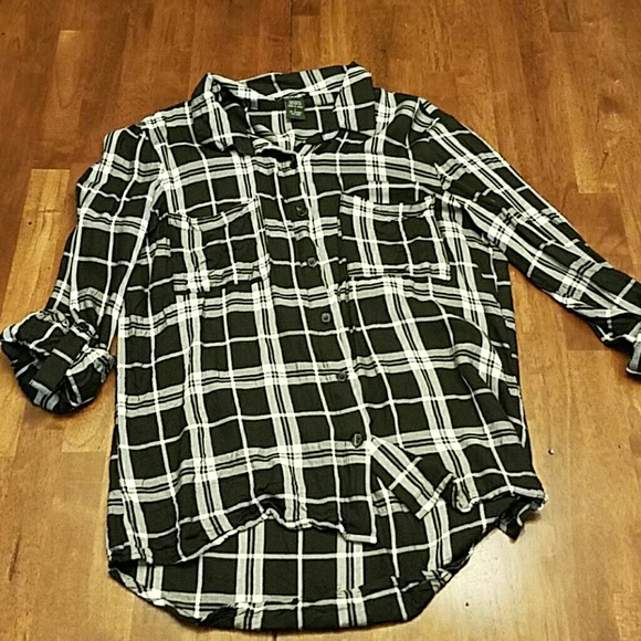 Black not white plaid flannel shirt