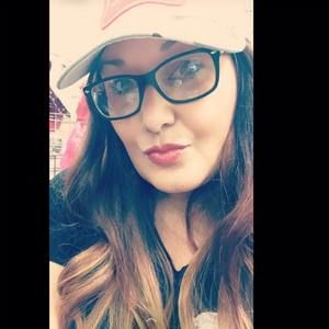 Meet your Posher, Deanna