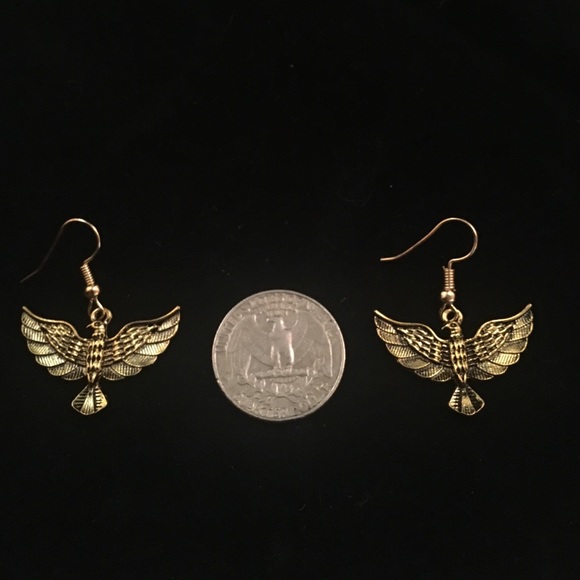 4/$20 falcon hawk dangle earrings - Picture 3 of 4
