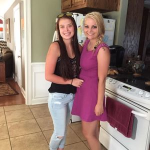 Meet your Posher, Alyson