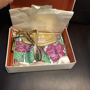 Authentic COACH wristlet