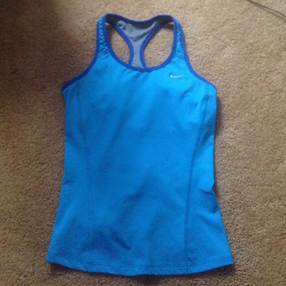 💥LAST CALL💥Nike workout tank!!