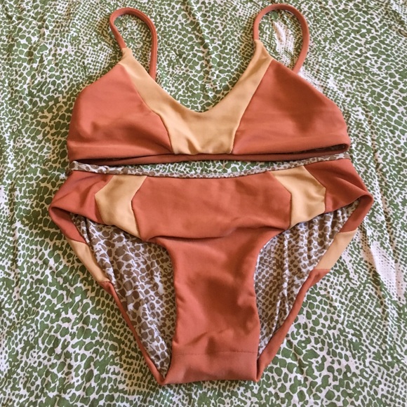 Li hi mui size XL acacia honey