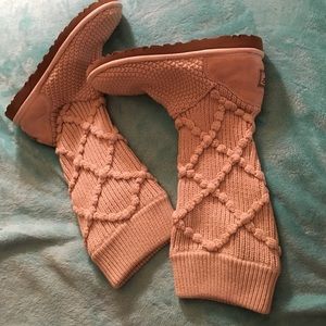 Knitted cream Uggs