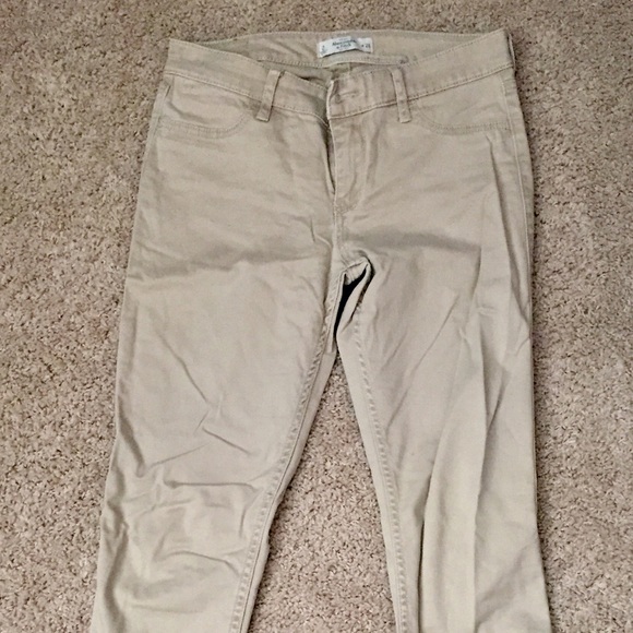 Khaki skinny jeans!