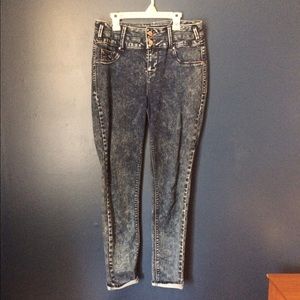 Dark Acid-Wash Skinny Jeans