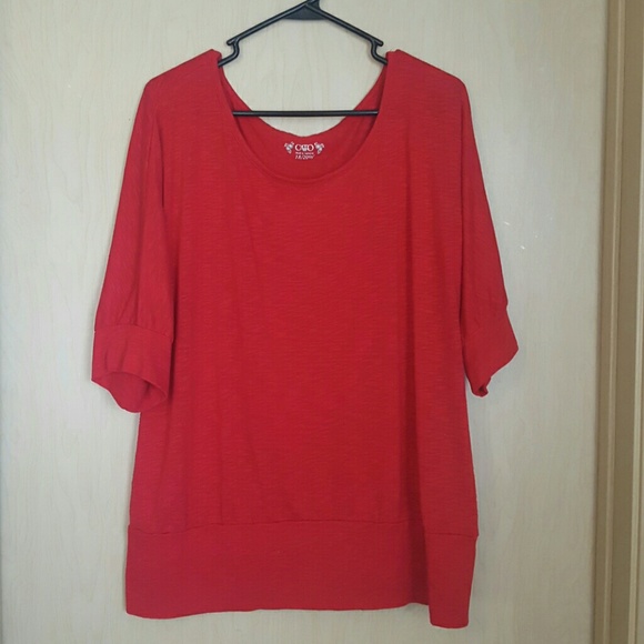 Bright Red 3/4 Sleeve Shirt