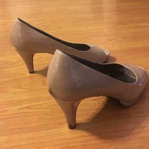 Tan patent leather heels