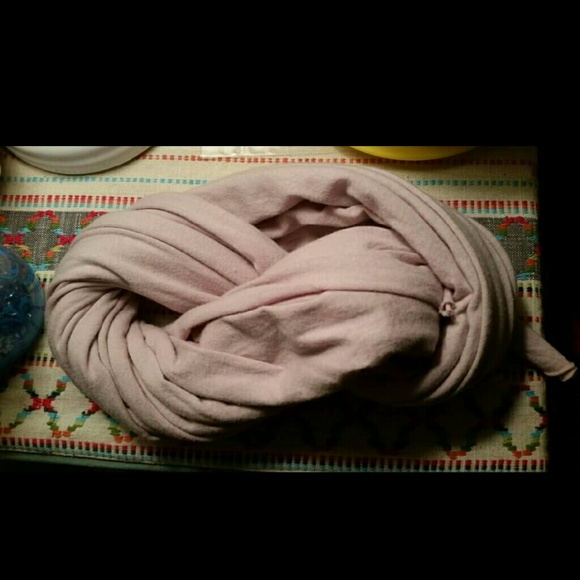 2 scarfs. Lavender and navy blue FINALPRICE - Picture 2 of 4