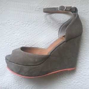 BC Footwear Platform Wedge w/ Contrast Sole