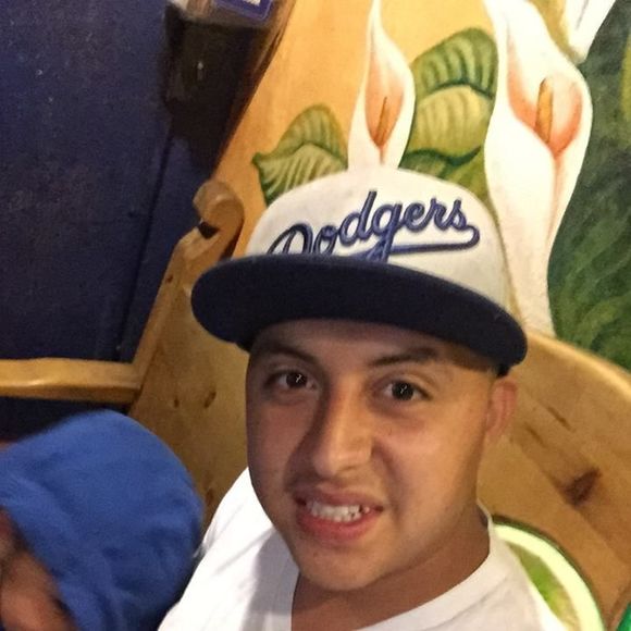 Meet your Posher, Kicker